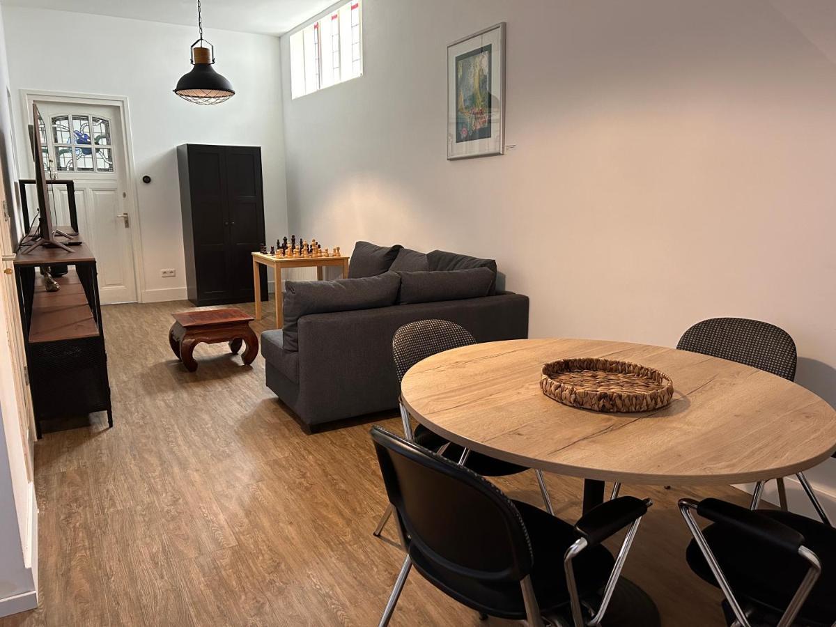 Artistic Independent Apartment, City Centre 多德雷赫特 外观 照片